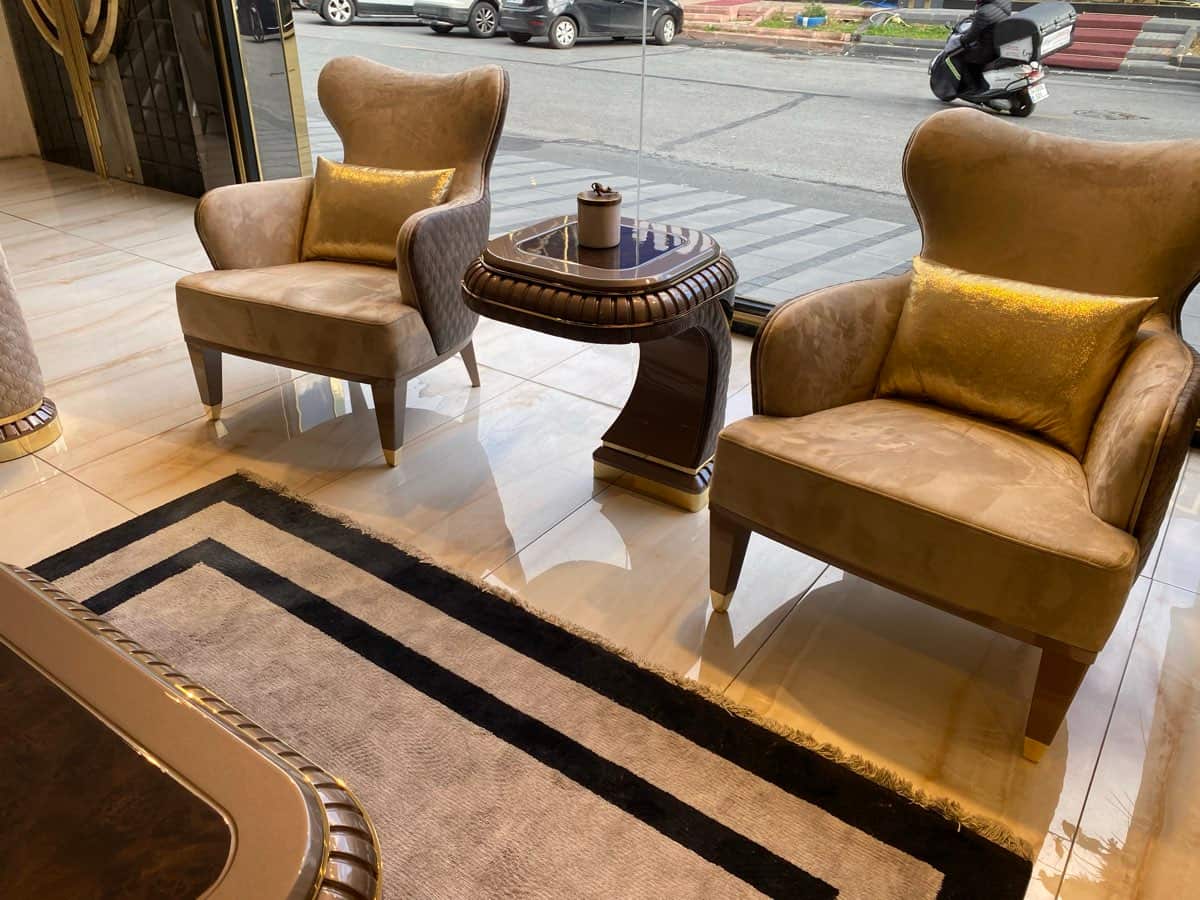 Luxurious Modern Coffee Table with Glossy Finish