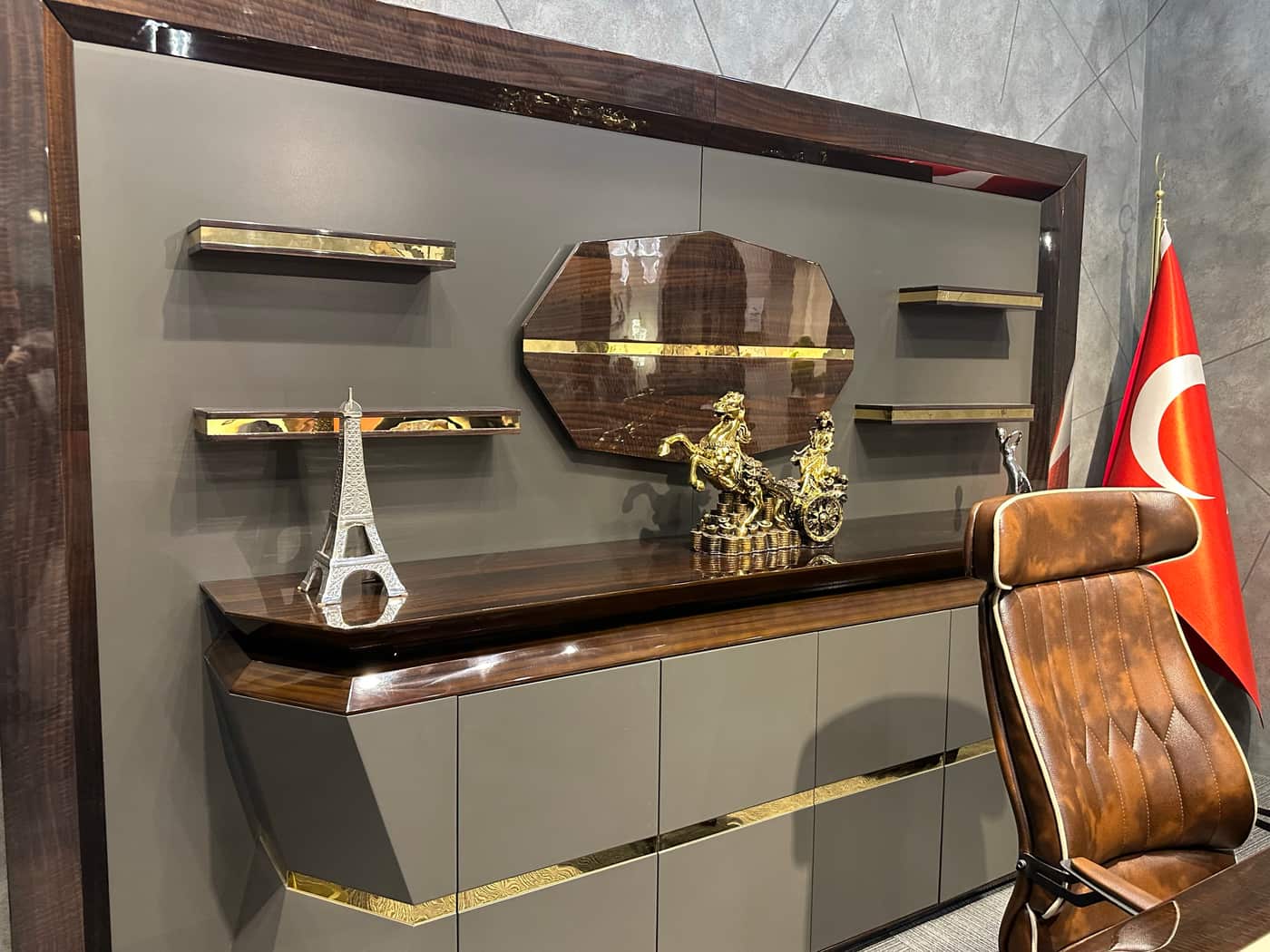 Modern Executive Office Desk