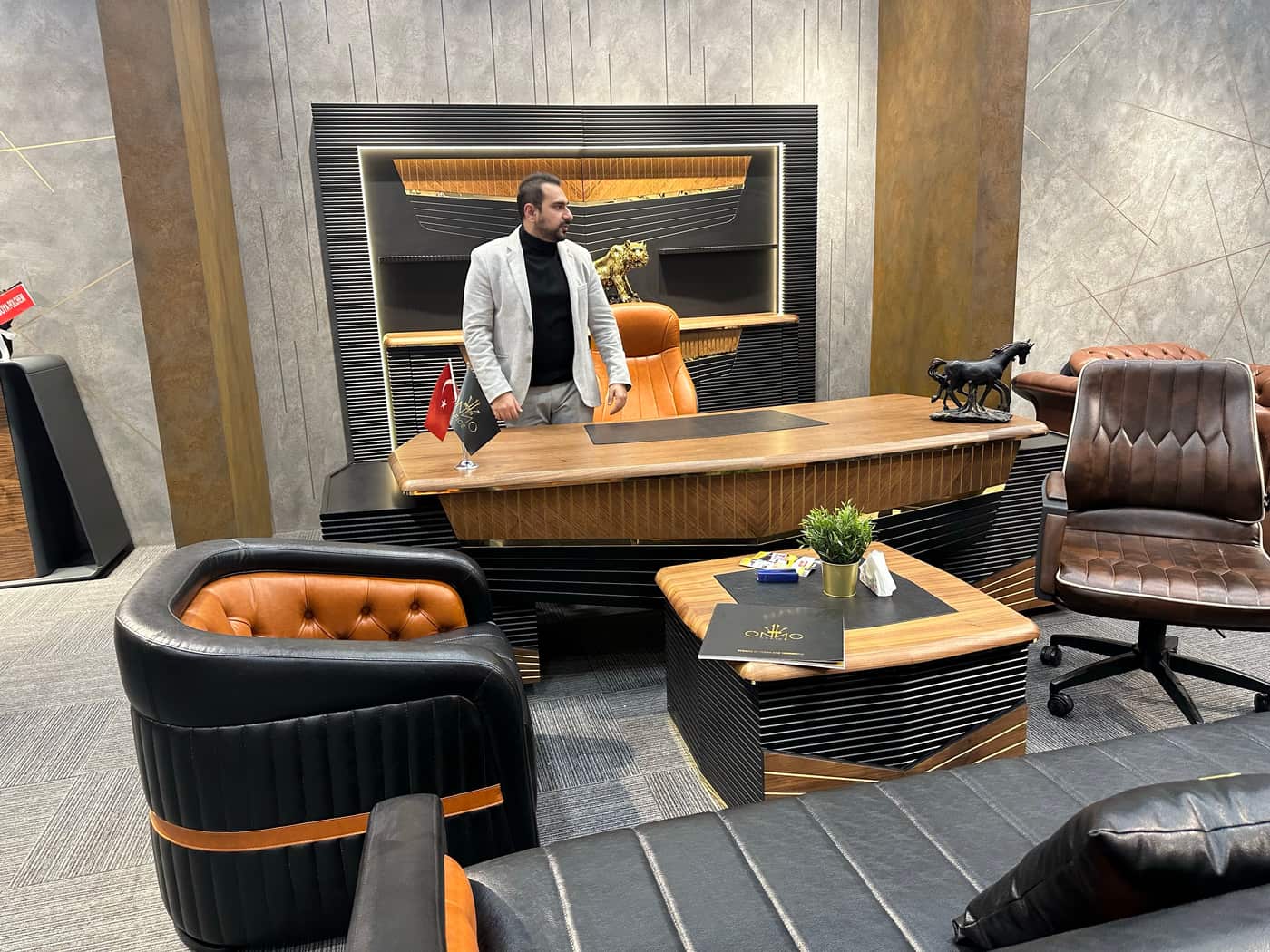 Modern Executive Office Set
