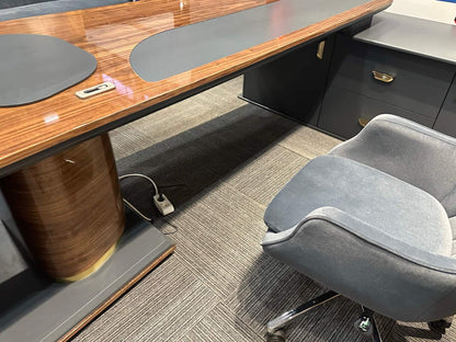 Elegant Modern Office Furniture Set