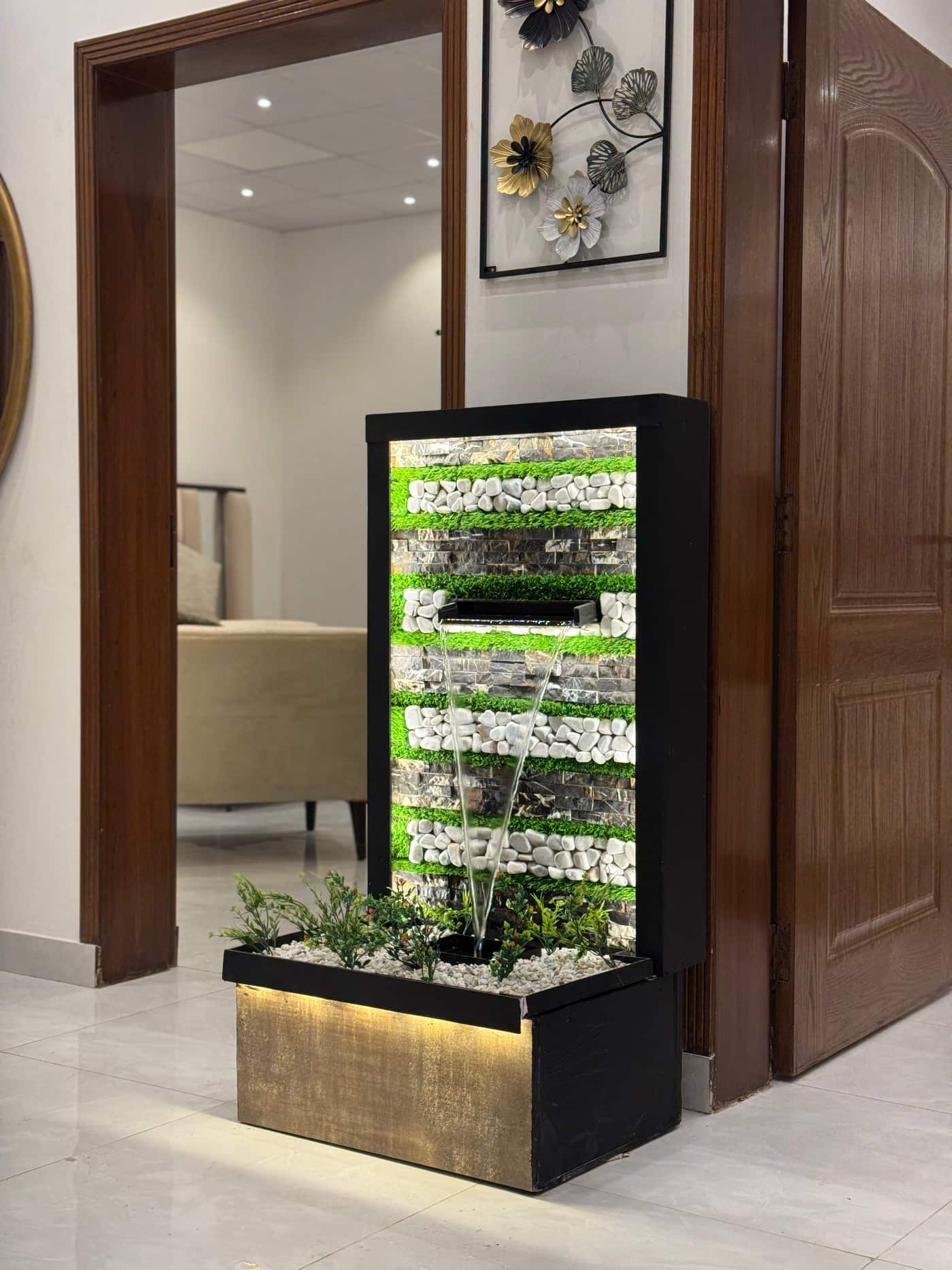 Modern Indoor Water Fountain with LED Lighting