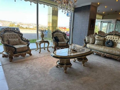 Luxurious Classic Living Room Set
