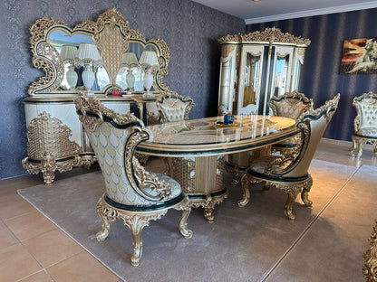 Luxurious Classic Living Room Set