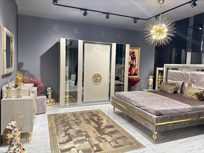 Luxurious Modern Bedroom Set