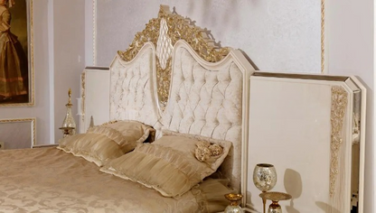windsor bed